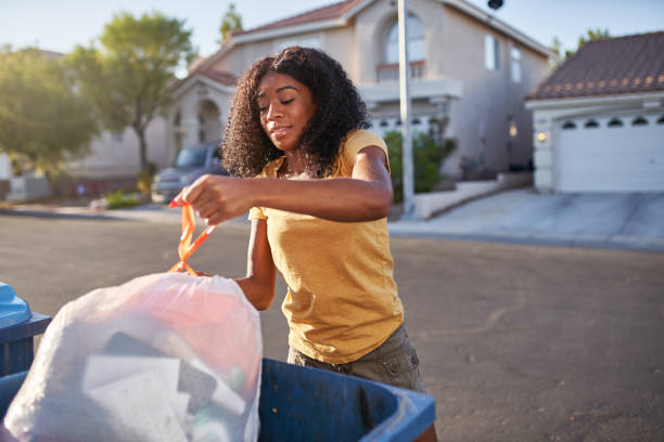 Best Professional Junk Removal  in Loudonville, OH